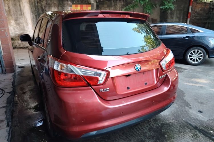 Used Venucia R50 2013 1.6L Automatic Fashion Edition Rear Left 45 Deg