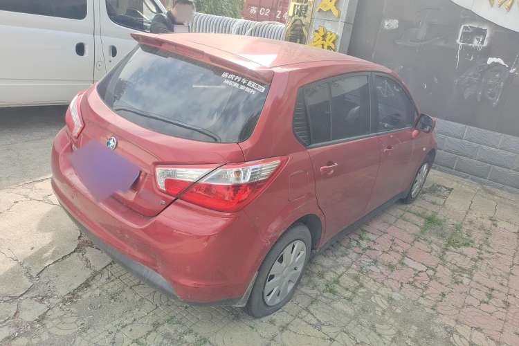 Used Venucia R50 2013 1.6L Automatic Fashion Edition Rear Right 45 Deg