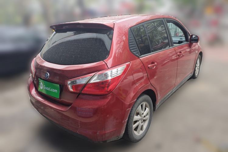 Used Venucia R50 2013 1.6L Manual Fashion Edition Rear Right 45 Deg