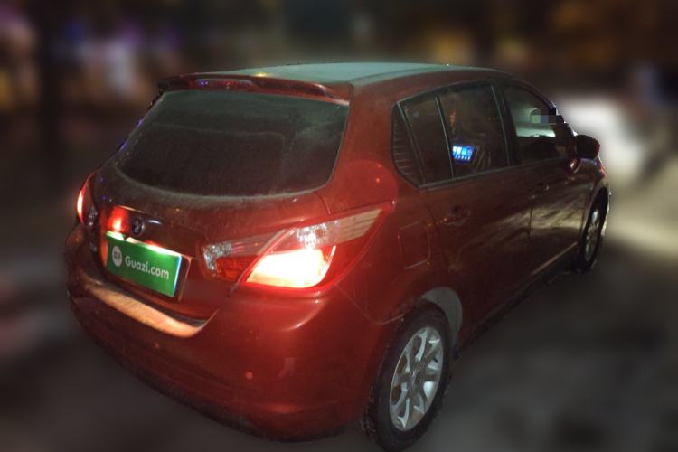 Used Venucia R50 2013 1.6L Automatic Fashion Edition Rear Right 45 Deg