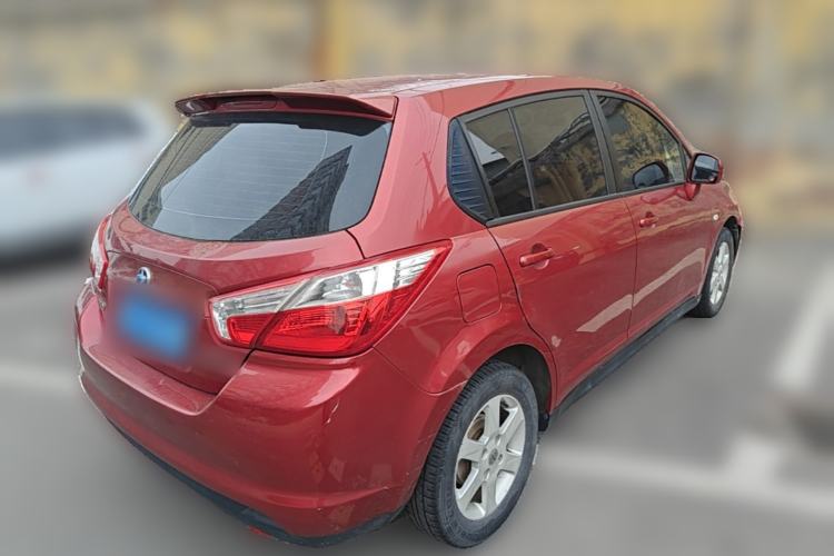 Used Venucia R50 2013 1.6L Manual Fashion Edition Rear Right 45 Deg