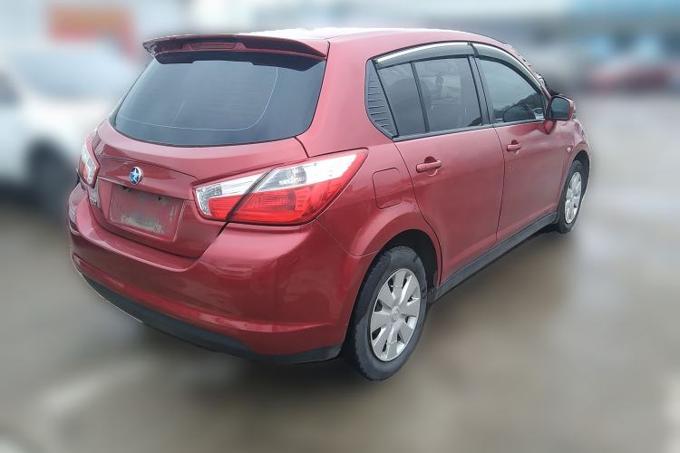 Used Venucia R50 2013 1.6L Manual Fashion Edition Rear Right 45 Deg