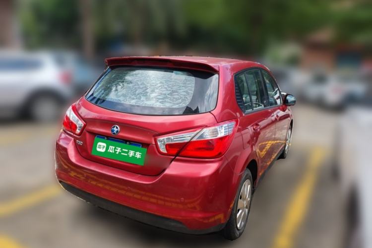 Used Venucia R50 2013 1.6L Manual Fashion Edition Rear Right 45 Deg