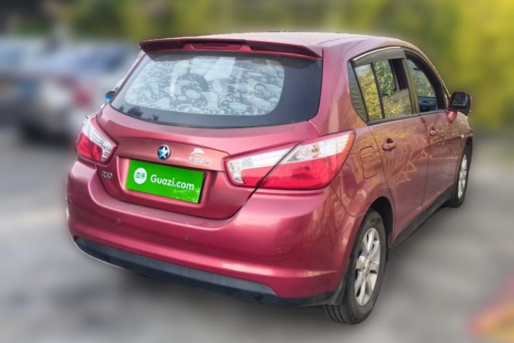 Used Venucia R50 2013 1.6L Manual Fashion Edition Rear Right 45 Deg