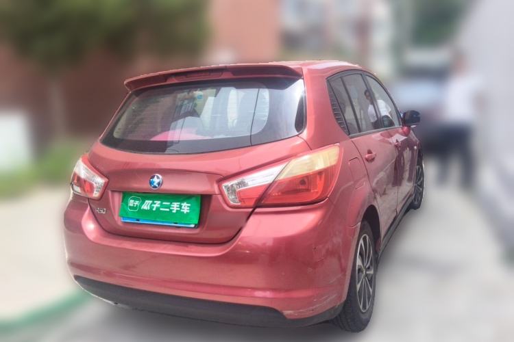 Used Venucia R50 2013 1.6L Manual Fashion Edition Rear Right 45 Deg