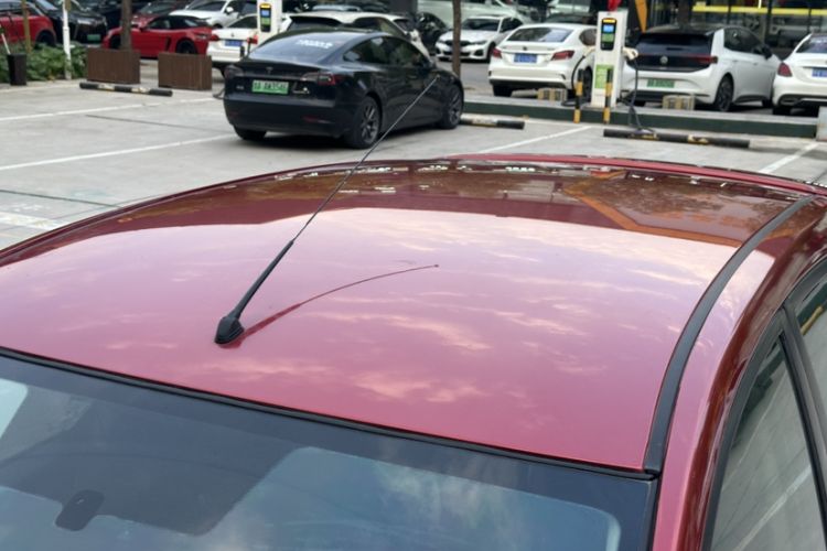 Used Venucia R50 2013 1.6L Manual Fashion Edition Roof