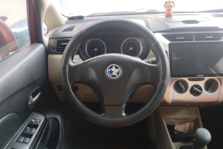Used Venucia R50 2013 1.6L Manual Fashion Edition Steering Wheel