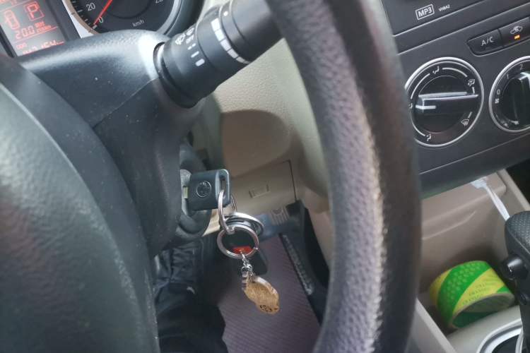 Used Venucia R50 2013 1.6L Automatic Fashion Edition Vehicle Key