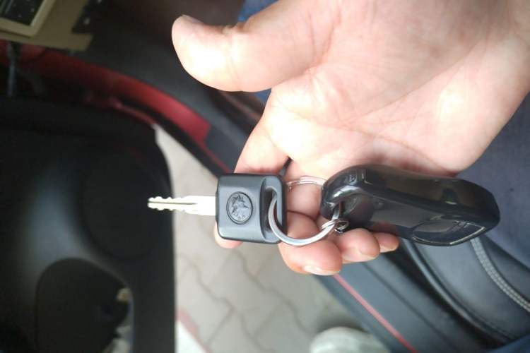 Used Venucia R50 2013 1.6L Automatic Fashion Edition Vehicle Key