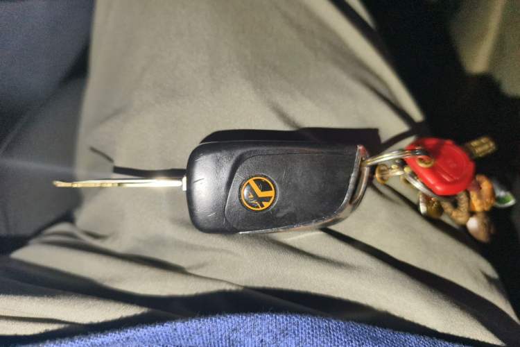 Used Venucia R50 2013 1.6L Manual Fashion Edition Vehicle Key