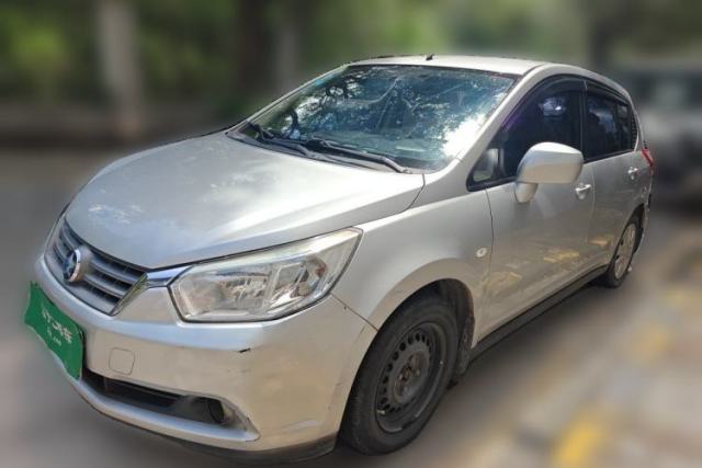 Used Venucia R50 2013 1.6L Automatic Fashion Edition