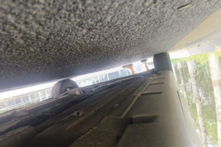 Used Venucia R50 2013 1.6L Automatic Fashion Edition Chassis Front Right