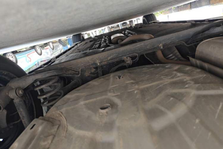 Used Venucia R50 2013 1.6L Automatic Fashion Edition Chassis Rear