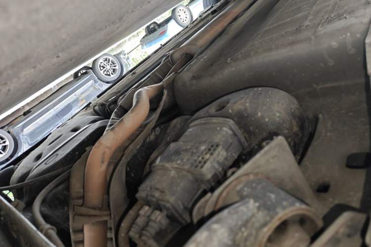 Used Venucia R50 2013 1.6L Automatic Fashion Edition Chassis Rear Left