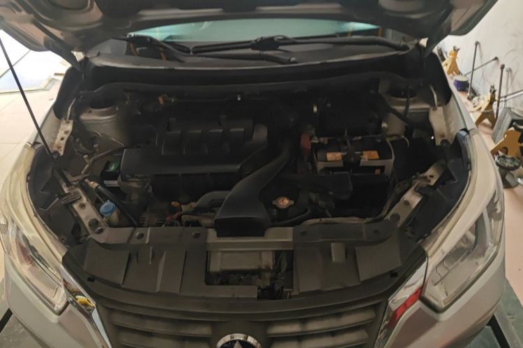 Used Venucia R50 2013 1.6L Automatic Fashion Edition Engine Bay
