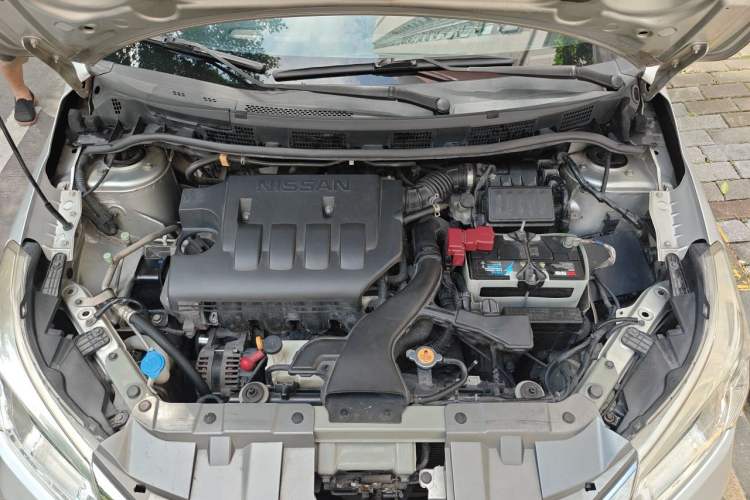 Used Venucia R50 2013 1.6L Automatic Fashion Edition Engine Bay