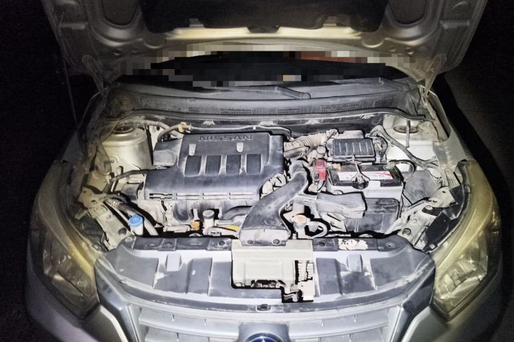 Used Venucia R50 2013 1.6L Automatic Fashion Edition Engine Bay