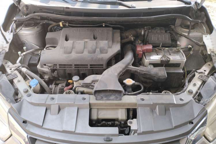 Used Venucia R50 2013 1.6L Manual Fashion Edition Engine Bay