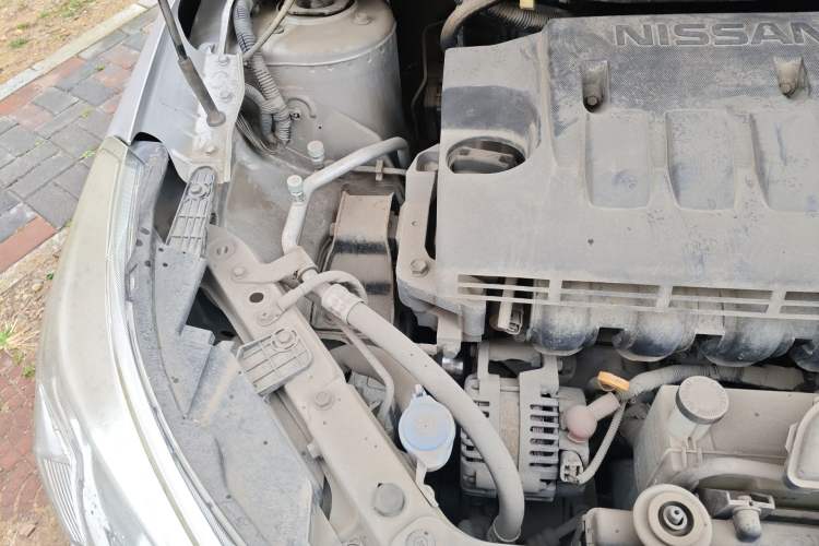 Used Venucia R50 2013 1.6L Manual Fashion Edition Engine Bay Right