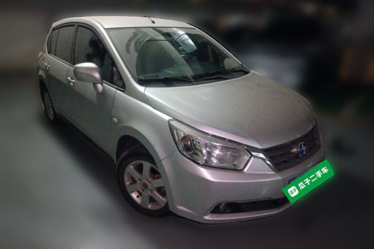 Used Venucia R50 2013 1.6L Manual Fashion Edition Front Right 45 Deg
