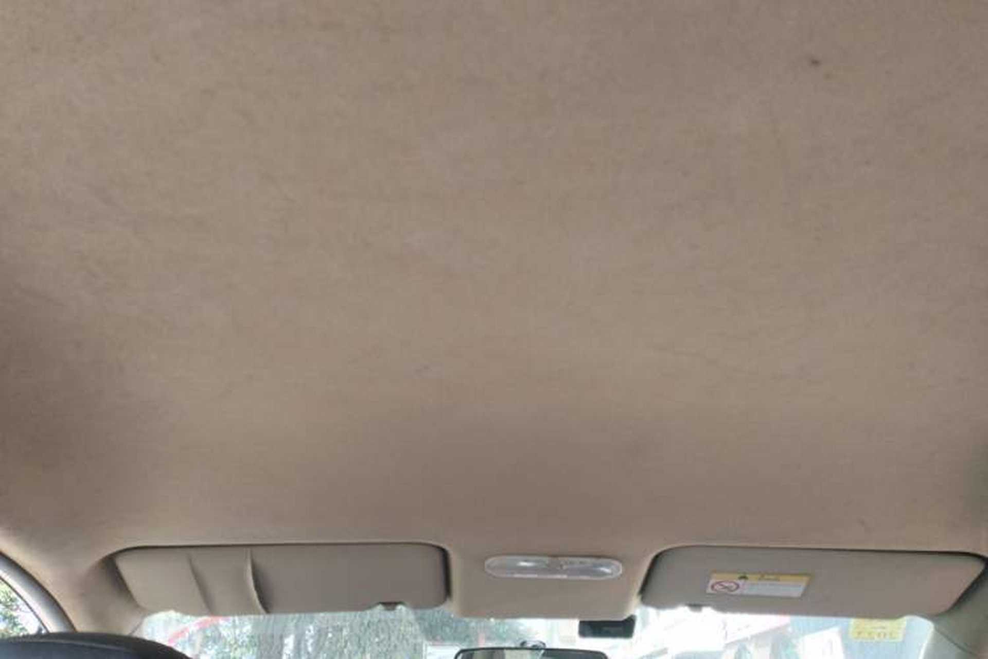 Used Venucia R50 2013 1.6L Manual Fashion Edition Headliner