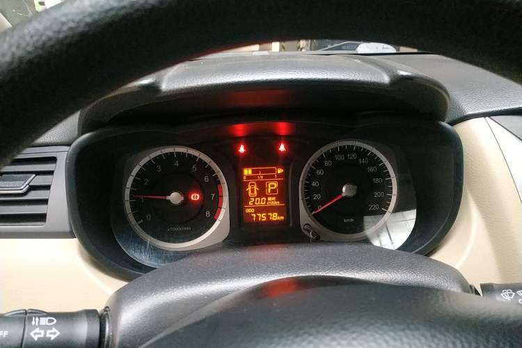 Used Venucia R50 2013 1.6L Automatic Fashion Edition Instrument Cluster