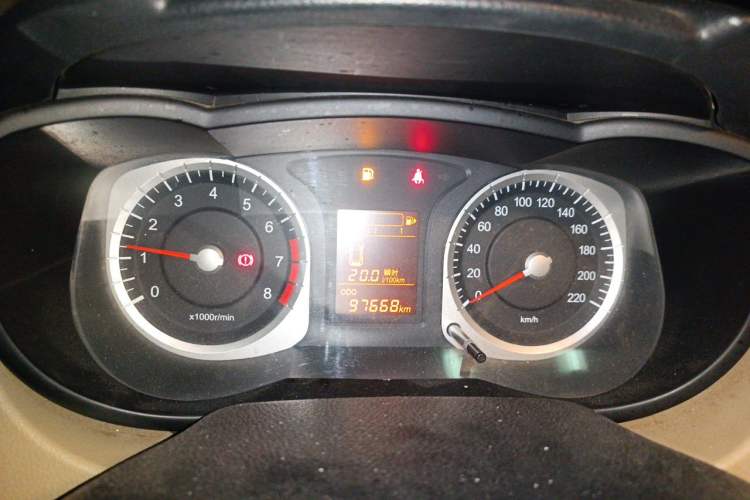 Used Venucia R50 2013 1.6L Manual Fashion Edition Instrument Cluster