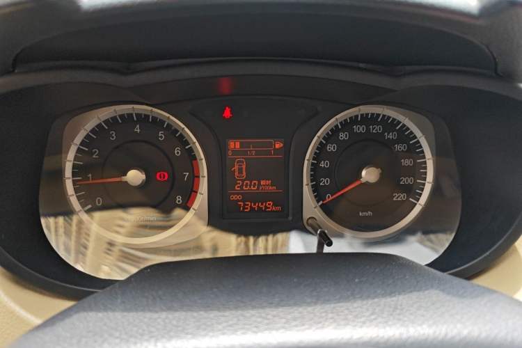 Used Venucia R50 2013 1.6L Manual Fashion Edition Instrument Cluster