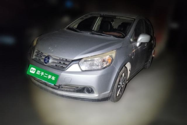 Used Venucia R50 2013 1.6L Automatic Fashion Edition