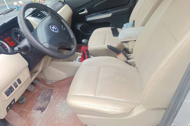 Used Venucia R50 2013 1.6L Manual Luxury Edition Left Front Seat