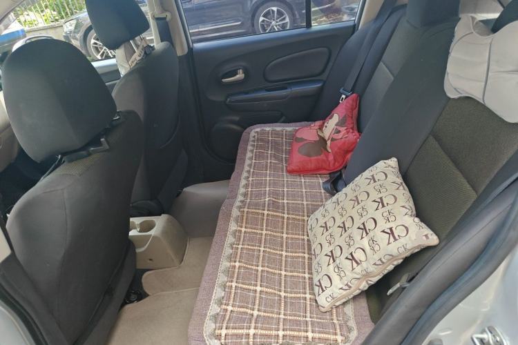 Used Venucia R50 2013 1.6L Automatic Fashion Edition Left Rear Seat