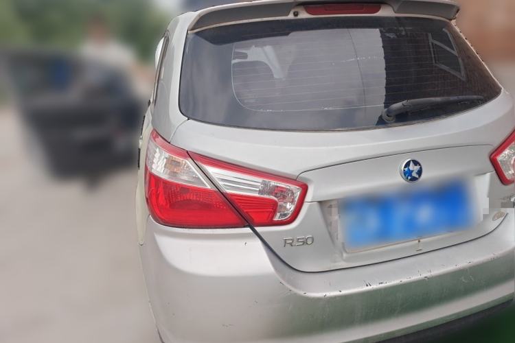 Used Venucia R50 2013 1.6L Manual Luxury Edition Rear Left 45 Deg