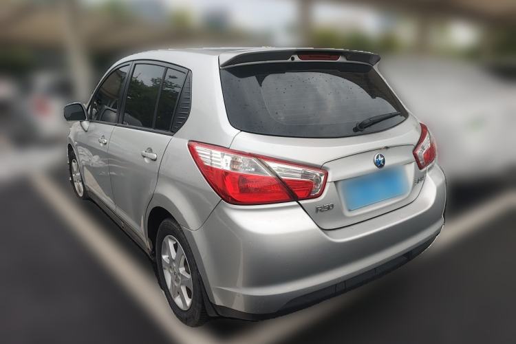 Used Venucia R50 2013 1.6L Automatic Luxury Edition Rear Left 45 Deg