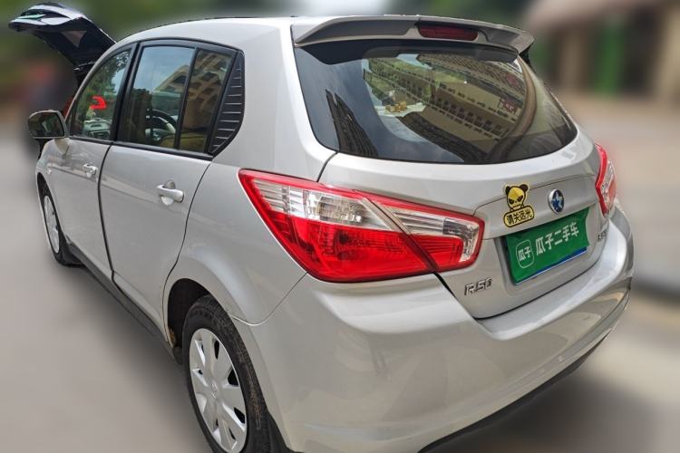 Used Venucia R50 2013 1.6L Manual Fashion Edition Rear Left 45 Deg
