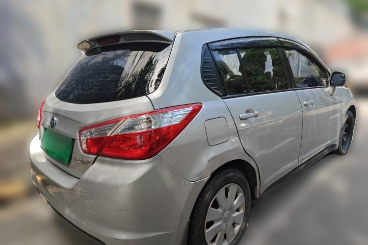 Used Venucia R50 2013 1.6L Automatic Fashion Edition Rear Right 45 Deg