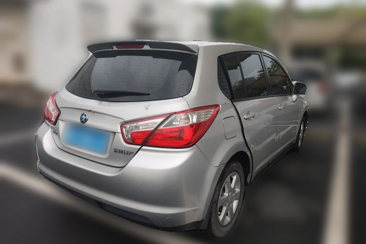 Used Venucia R50 2013 1.6L Automatic Luxury Edition Rear Right 45 Deg