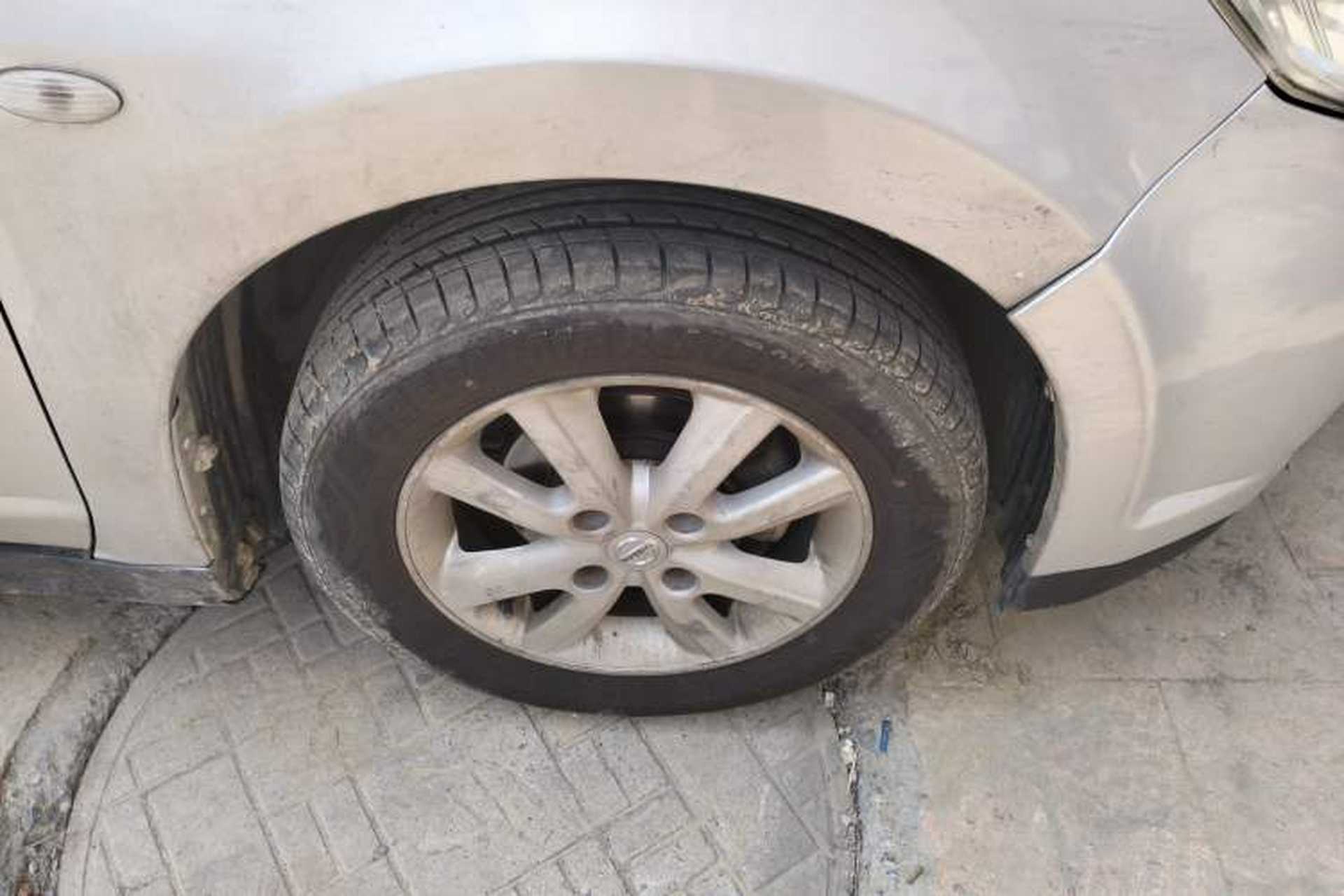Used Venucia R50 2013 1.6L Manual Fashion Edition Right Front Wheel Hub