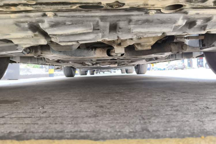 Used Venucia R50 2013 1.6L Manual Fashion Edition Chassis Front