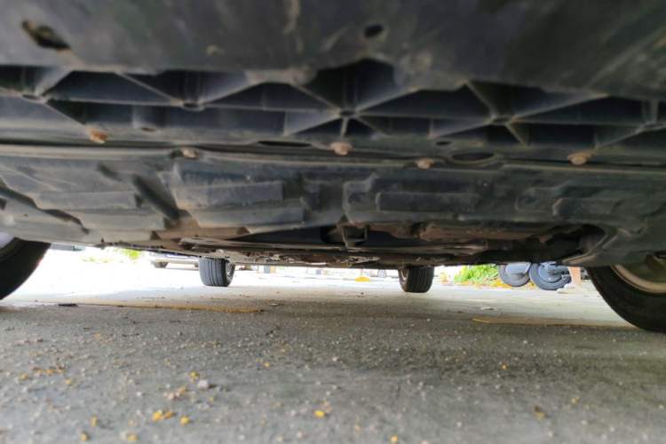 Used Venucia R50 2013 1.6L Automatic Fashion Edition Chassis Front