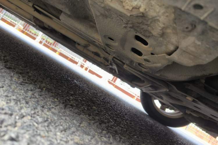 Used Venucia R50 2013 1.6L Manual Fashion Edition Chassis Front Right