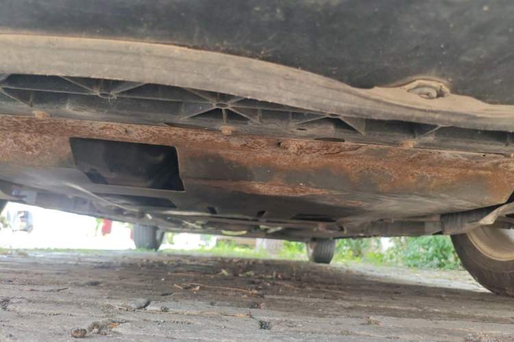 Used Venucia R50 2013 1.6L Manual Fashion Edition Chassis Front