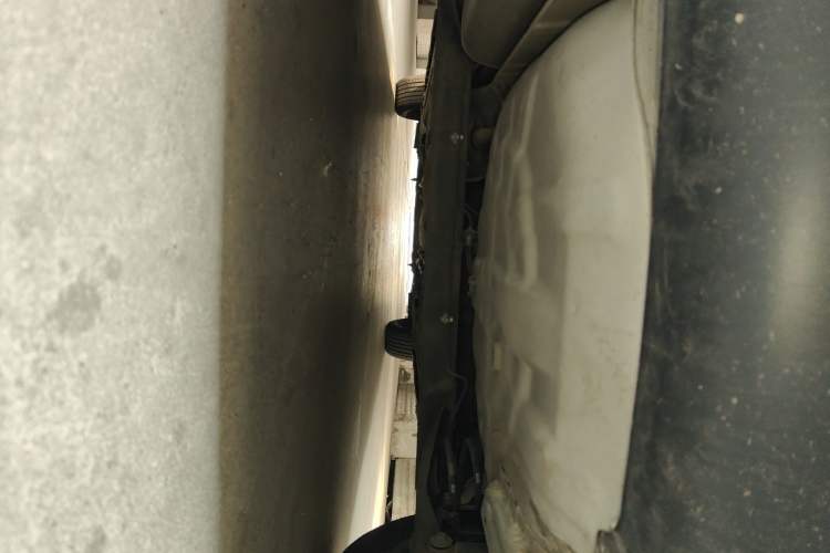 Used Venucia R50 2013 1.6L Manual Fashion Edition Chassis Rear
