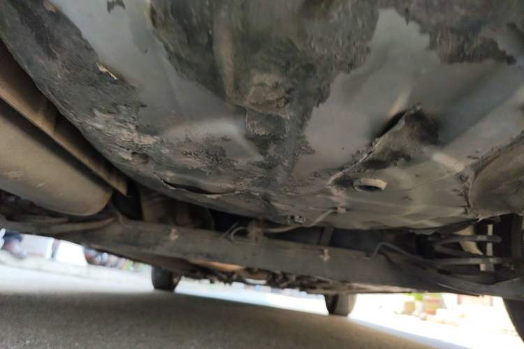 Used Venucia R50 2013 1.6L Manual Fashion Edition Chassis Rear