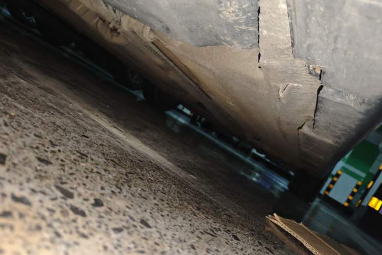 Used Venucia R50 2013 1.6L Automatic Fashion Edition Chassis Rear Right
