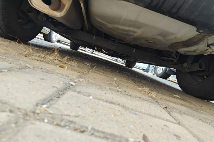 Used Venucia R50 2013 1.6L Manual Fashion Edition Chassis Rear