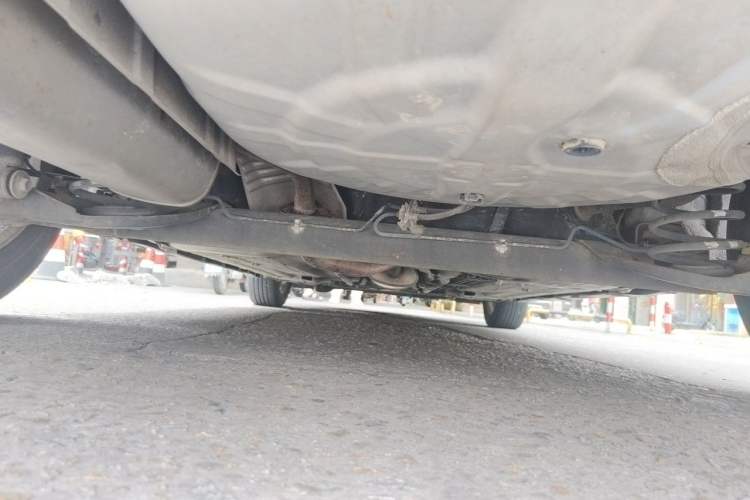 Used Venucia R50 2013 1.6L Automatic Luxury Edition Chassis Rear