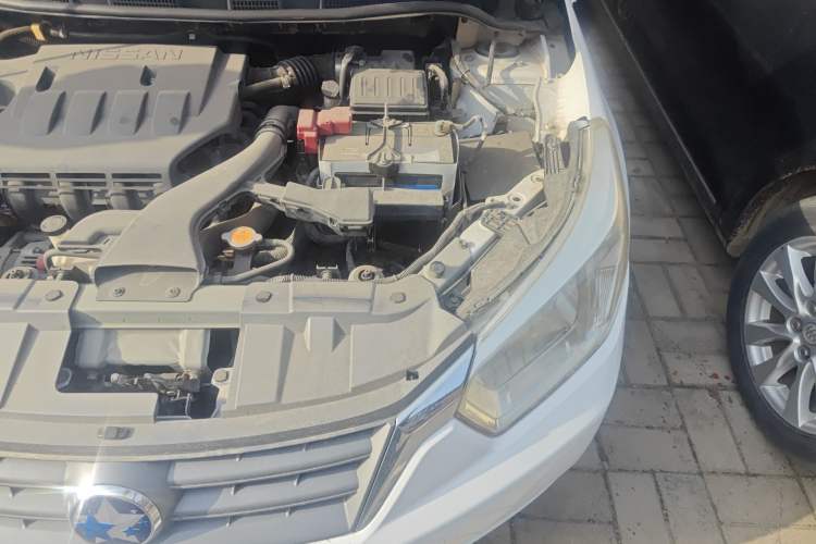 Used Venucia R50 2013 1.6L Manual Fashion Edition Engine Bay Left