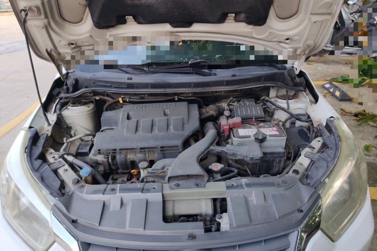 Used Venucia R50 2013 1.6L Automatic Fashion Edition Engine Bay