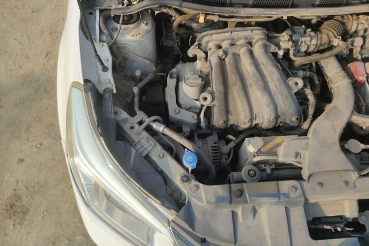 Used Venucia R50 2013 1.6L Manual Fashion Edition Engine Bay Right