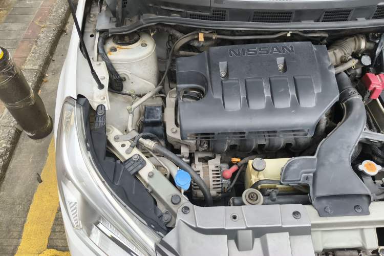 Used Venucia R50 2013 1.6L Manual Fashion Edition Engine Bay Right